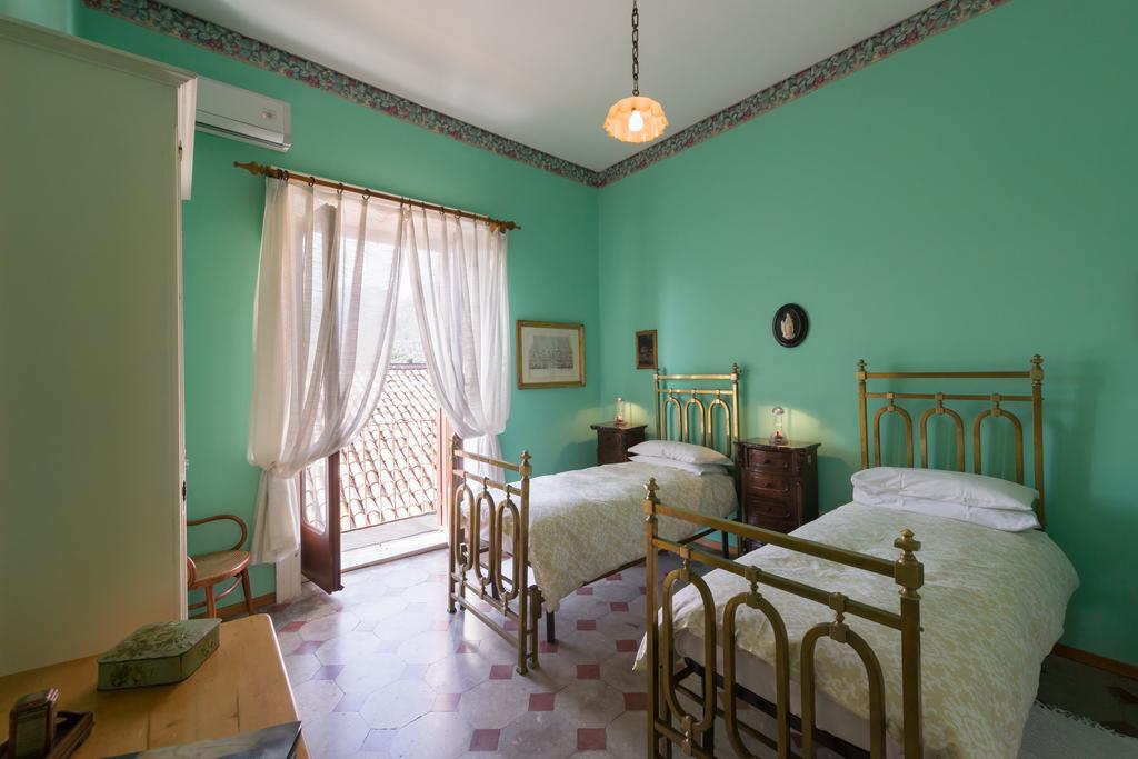ヴェナフロ Dimora Del Prete Di Belmonte Bed & Breakfast 部屋 写真