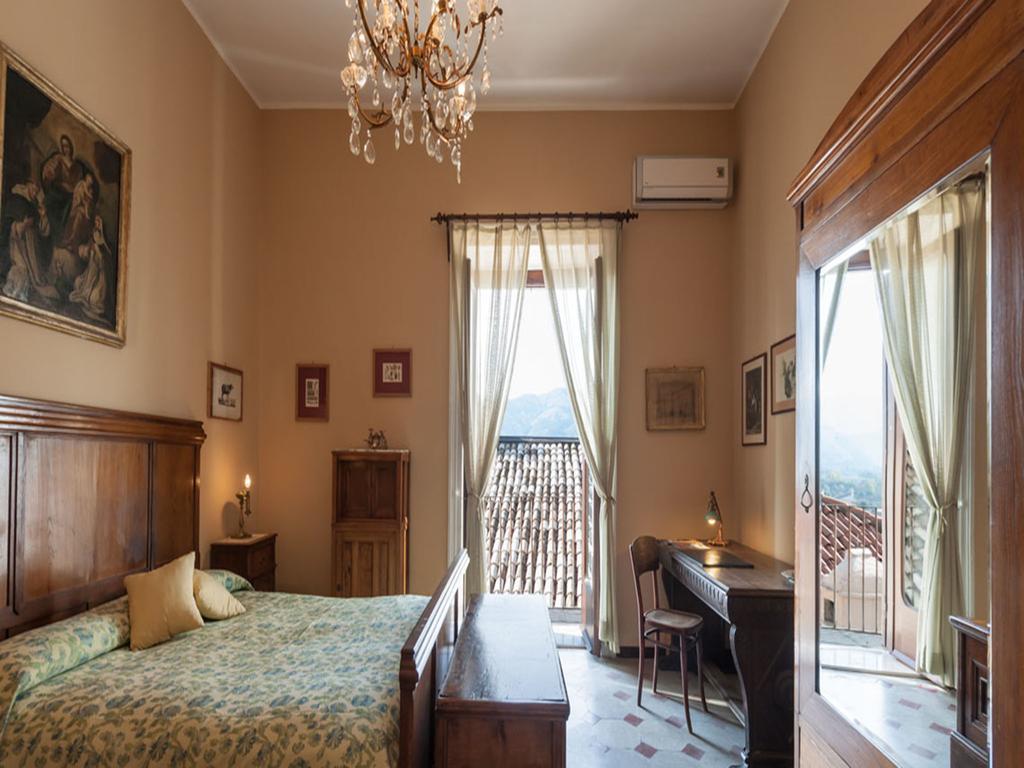 ヴェナフロ Dimora Del Prete Di Belmonte Bed & Breakfast エクステリア 写真
