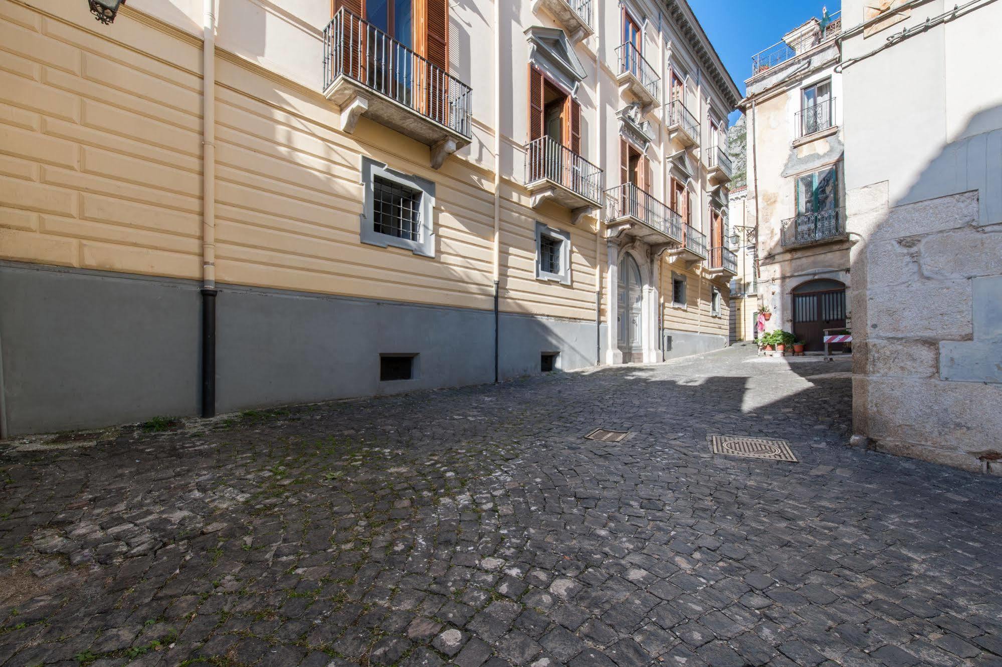 ヴェナフロ Dimora Del Prete Di Belmonte Bed & Breakfast エクステリア 写真
