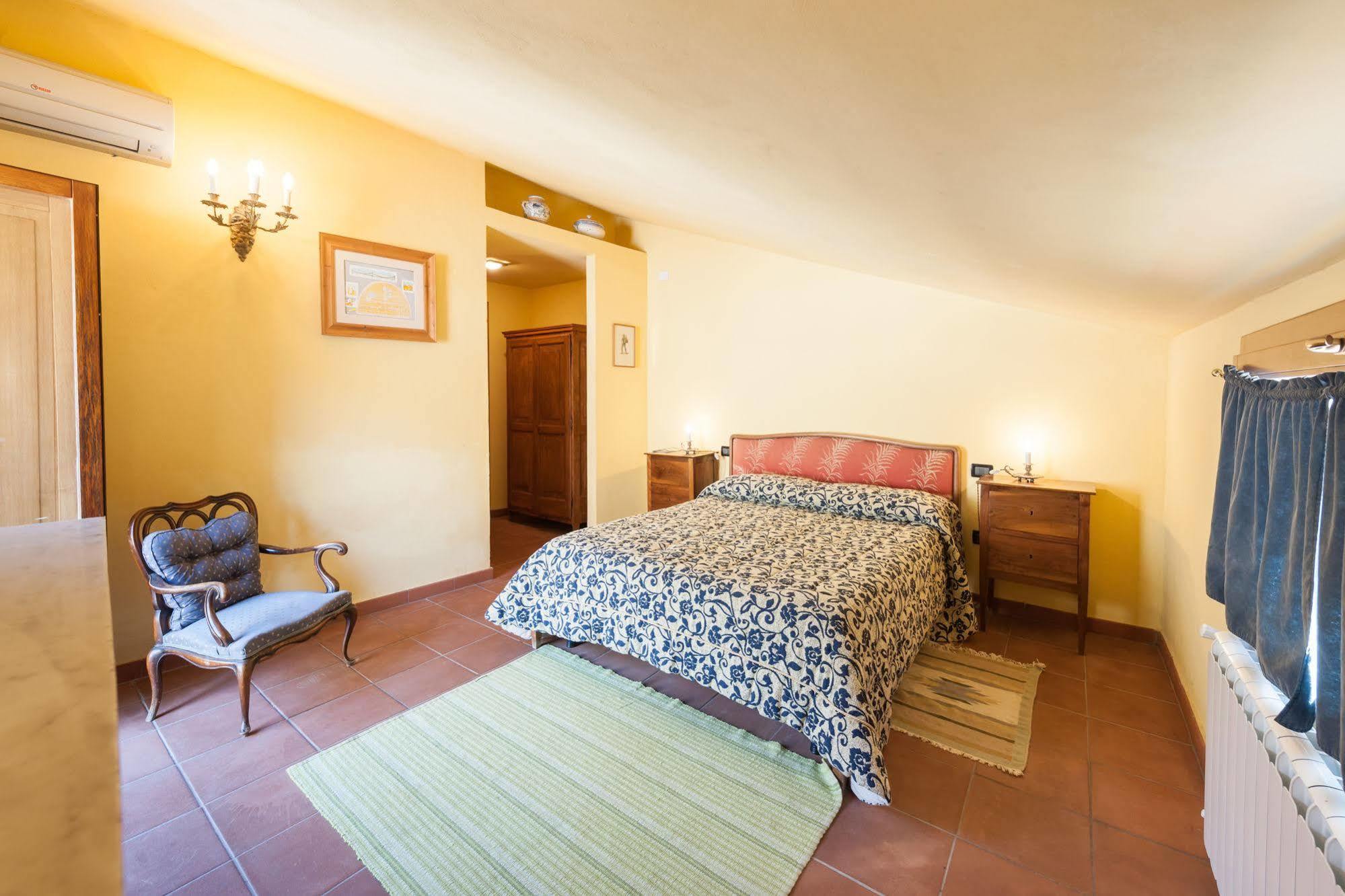 ヴェナフロ Dimora Del Prete Di Belmonte Bed & Breakfast エクステリア 写真