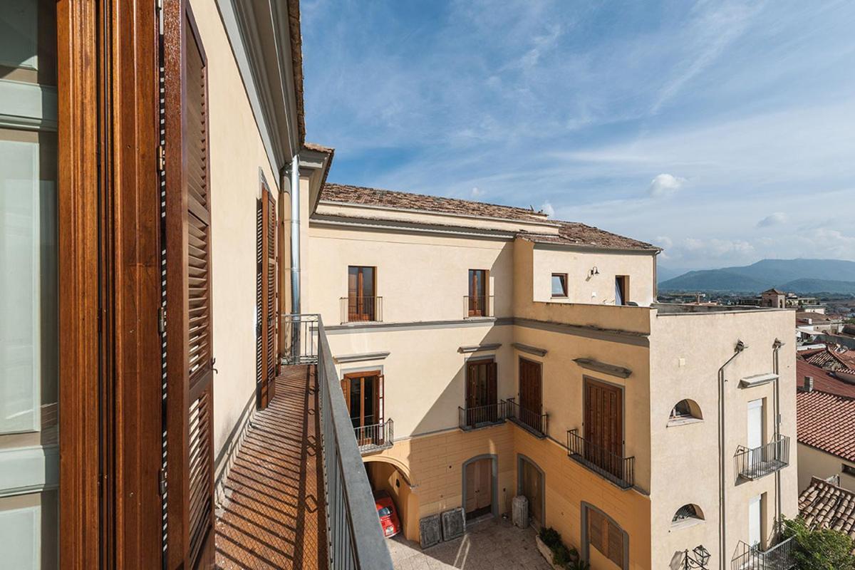 ヴェナフロ Dimora Del Prete Di Belmonte Bed & Breakfast エクステリア 写真