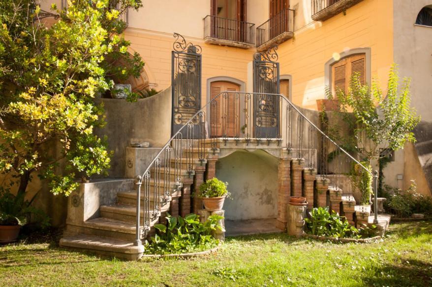 ヴェナフロ Dimora Del Prete Di Belmonte Bed & Breakfast エクステリア 写真