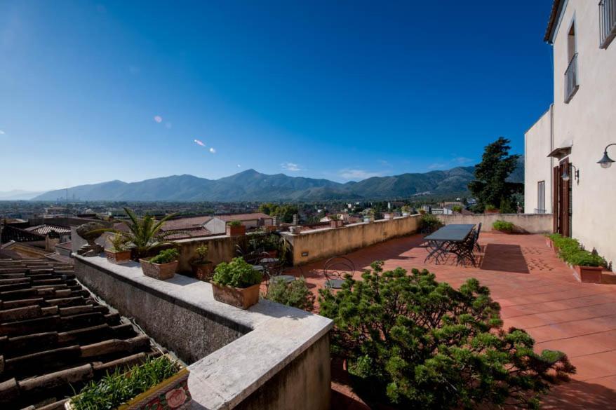 ヴェナフロ Dimora Del Prete Di Belmonte Bed & Breakfast エクステリア 写真